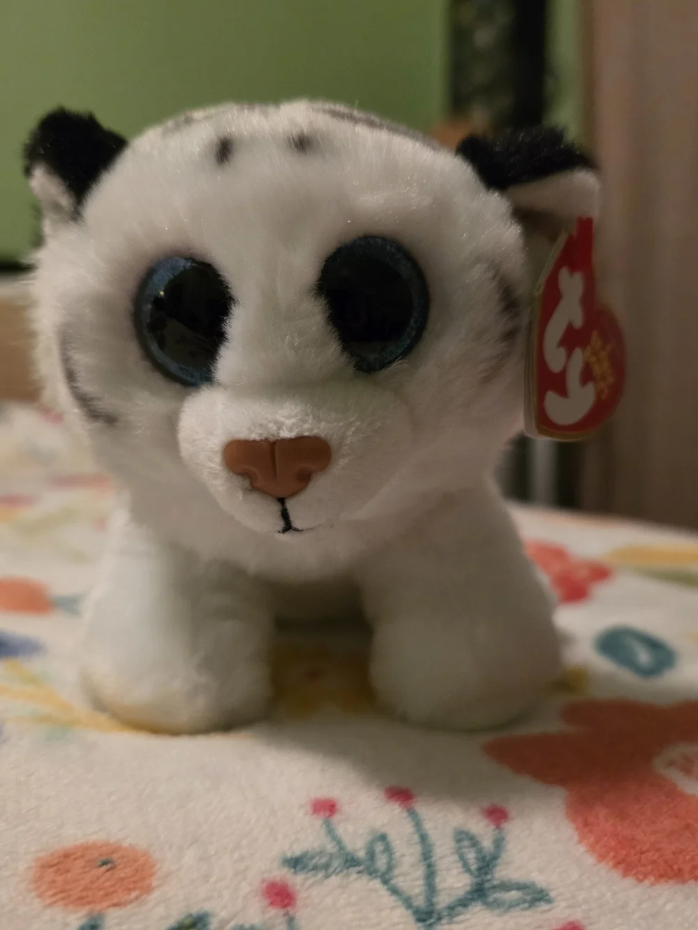 Ty adorable snow